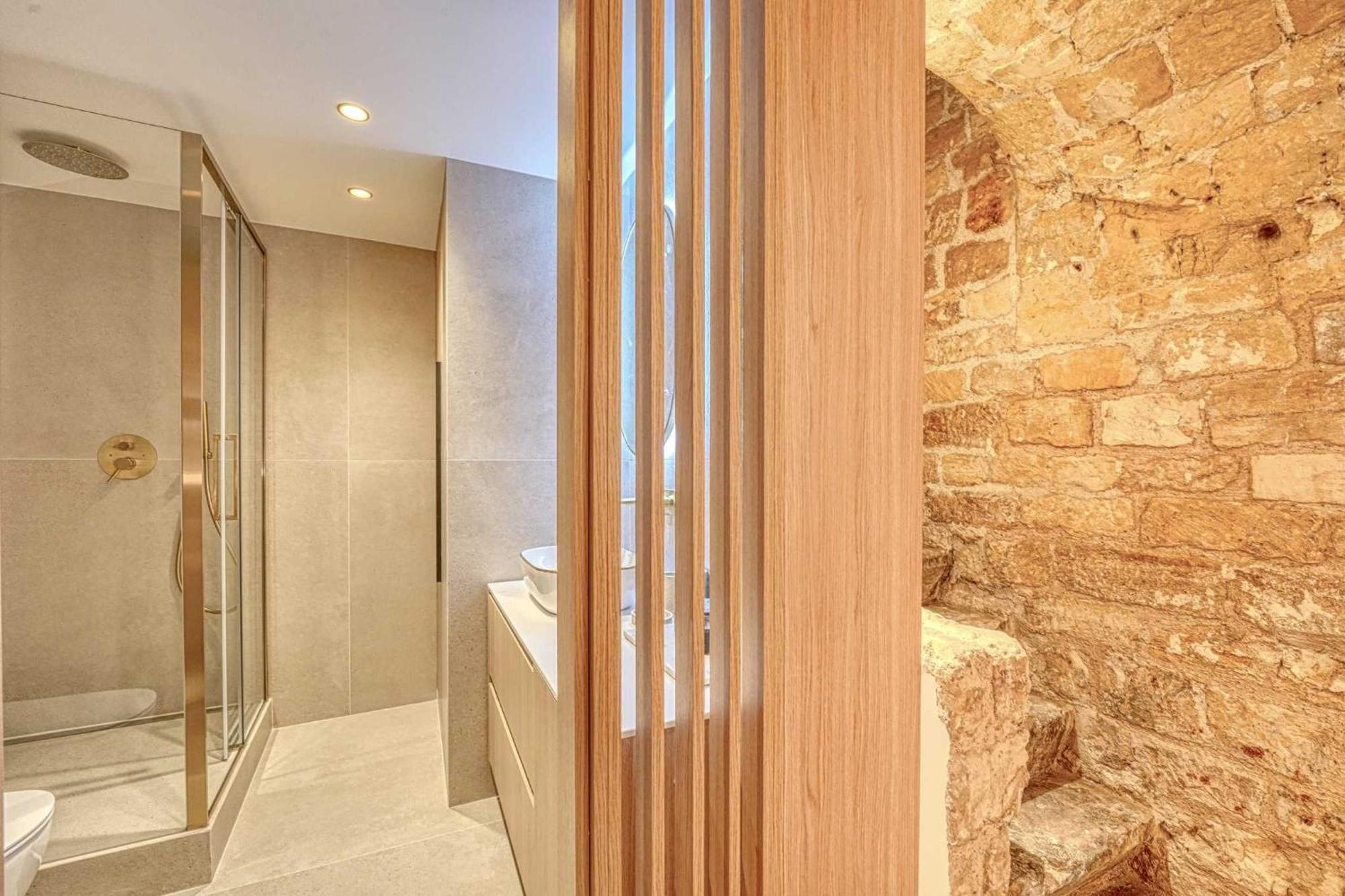 Appartement Historic Loft By Architect, Near Louvre Parijs